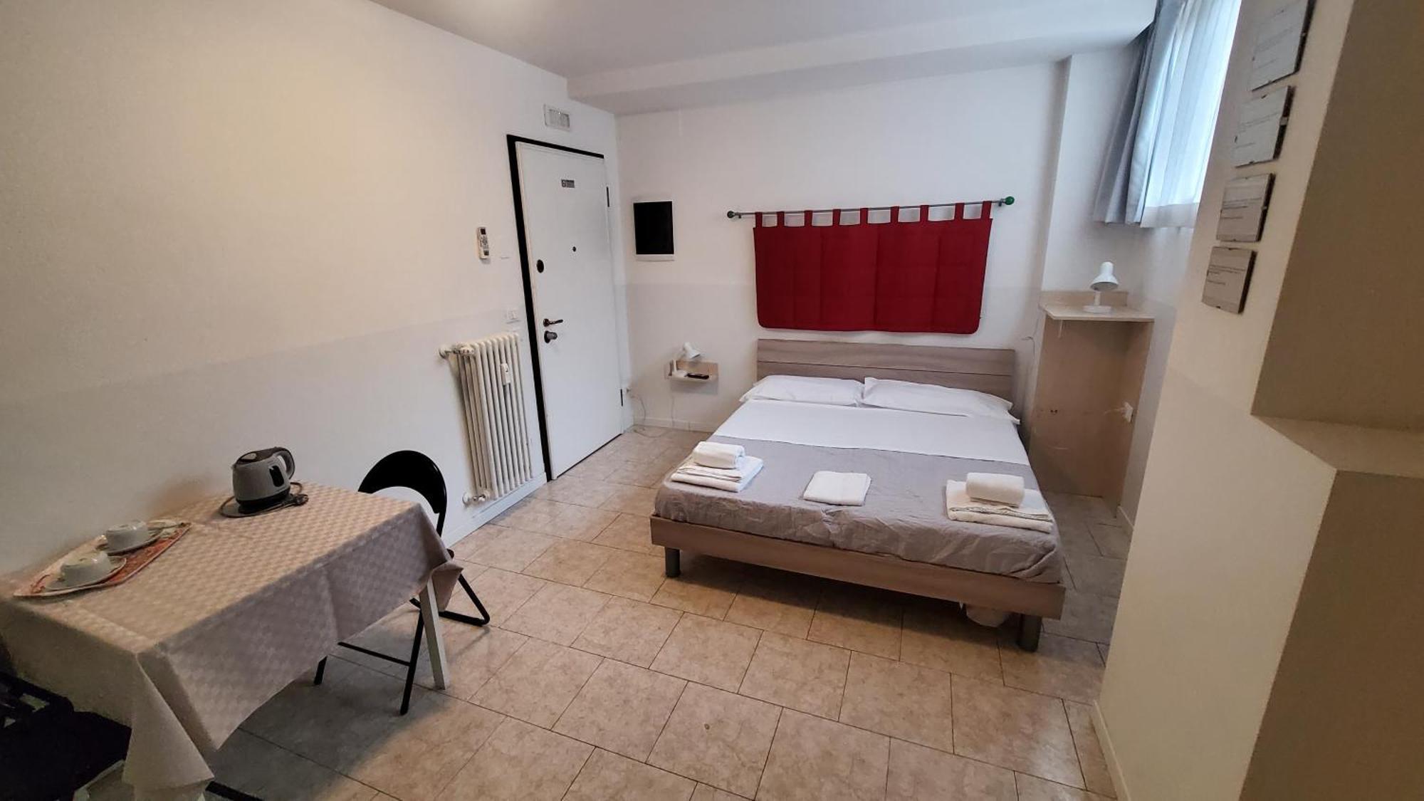 Hotel Hb Bonomelli 15 Bergamo Exteriér fotografie